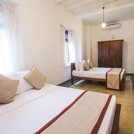 Villa Indrasiriya Ahangama Kültér fotó