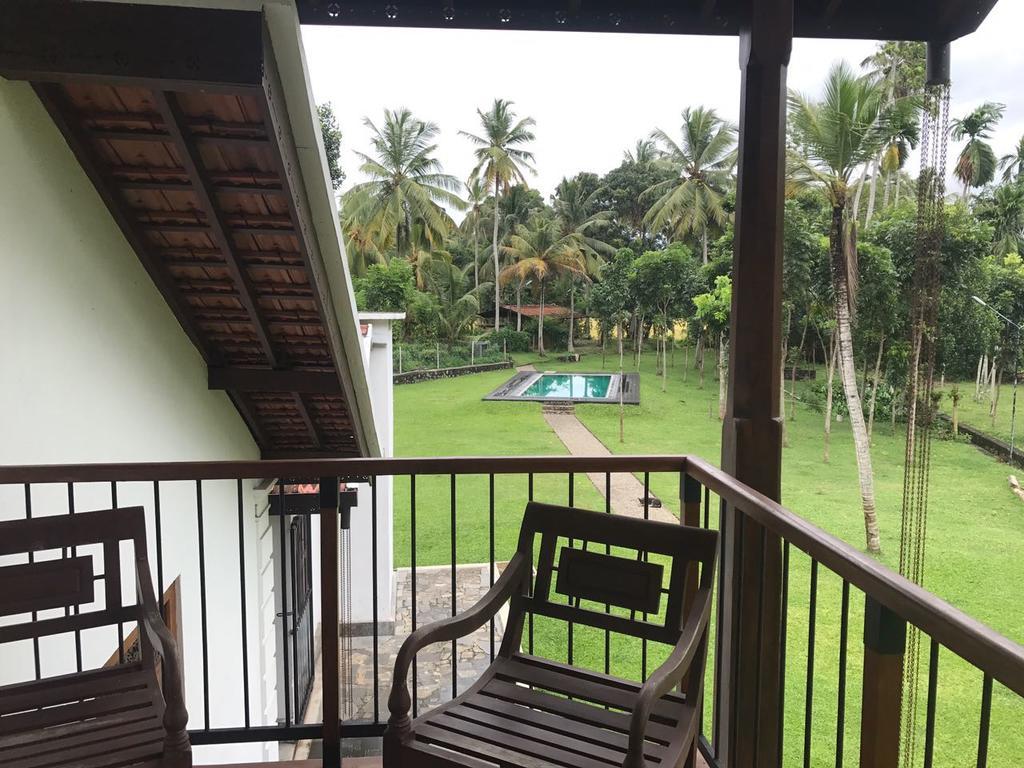 Villa Indrasiriya Ahangama Kültér fotó